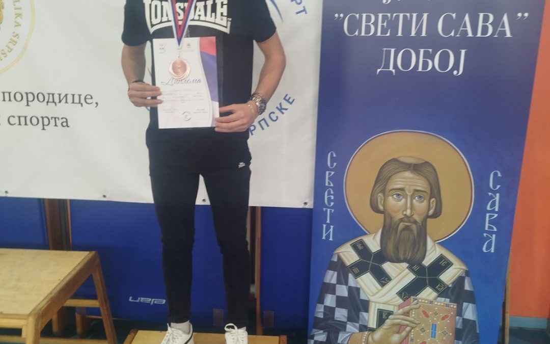 Ученик наше школе освојио 3. мјесто на Републичком такмичењу из гимнастике